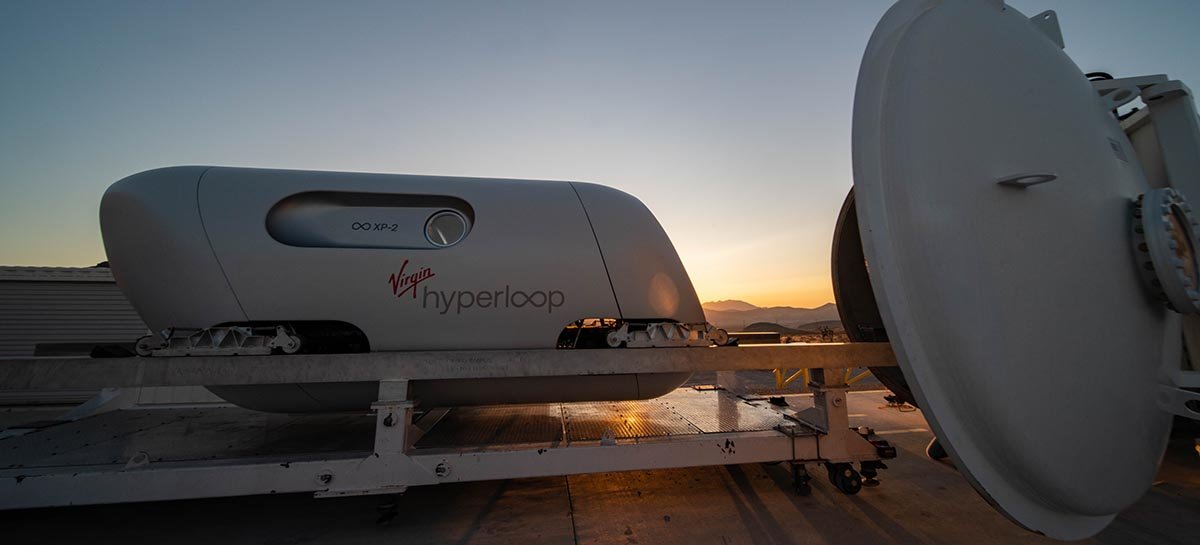 Virgin Hyperloop faz primeira viagem de testes com passageiros no seu trem ultraveloz