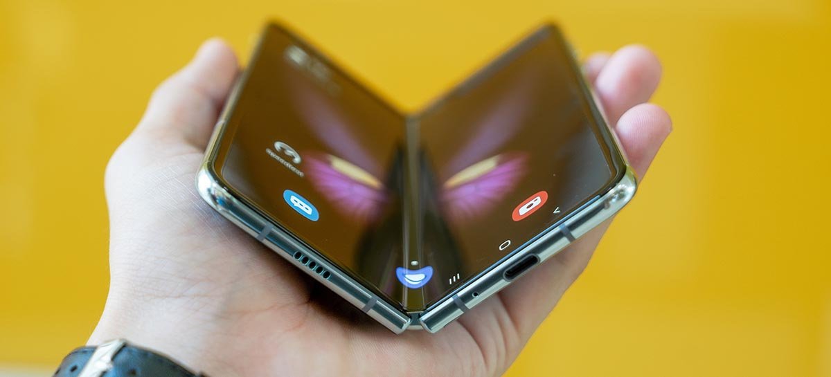 Samsung Galaxy Z Fold 3 e Flip 3 terão certificado IPX8 de resistência à água