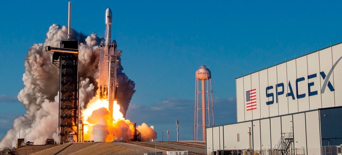 ستجمع رحلة SpaceX أربعة من أفراد الطاقم المدنيين للمرة الأولى وتقلع اليوم ، الساعة 21:00 1