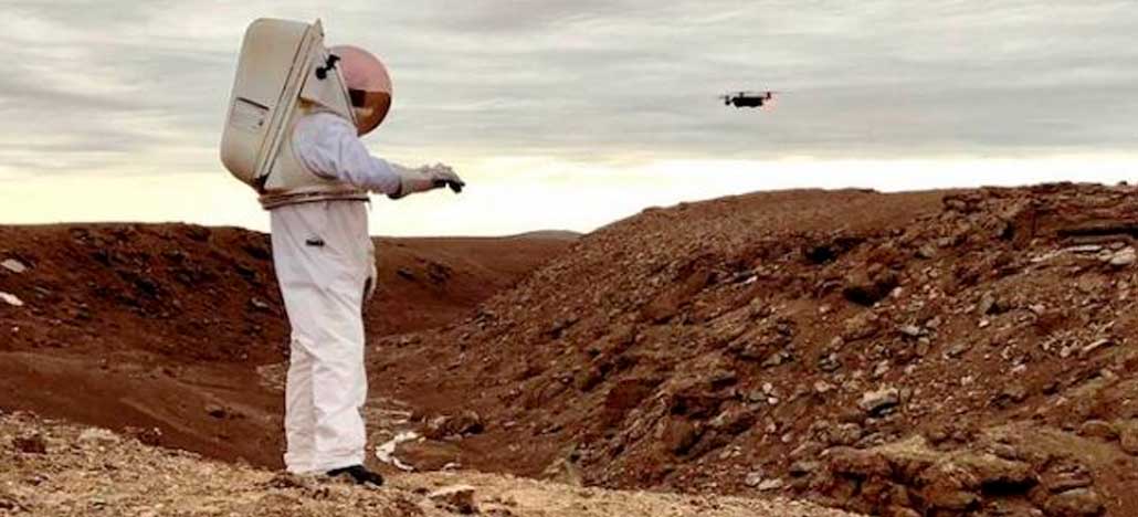 Luva inteligente permitirá o controle de drones por gestos em Marte