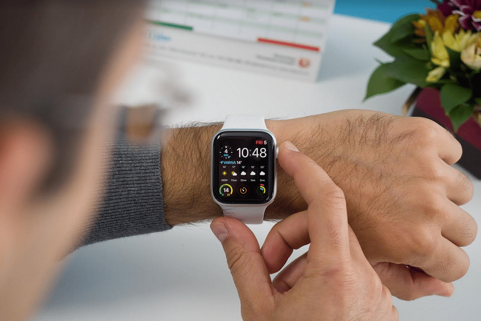 كيفية تفعيل عداد الخطى Apple Watch
