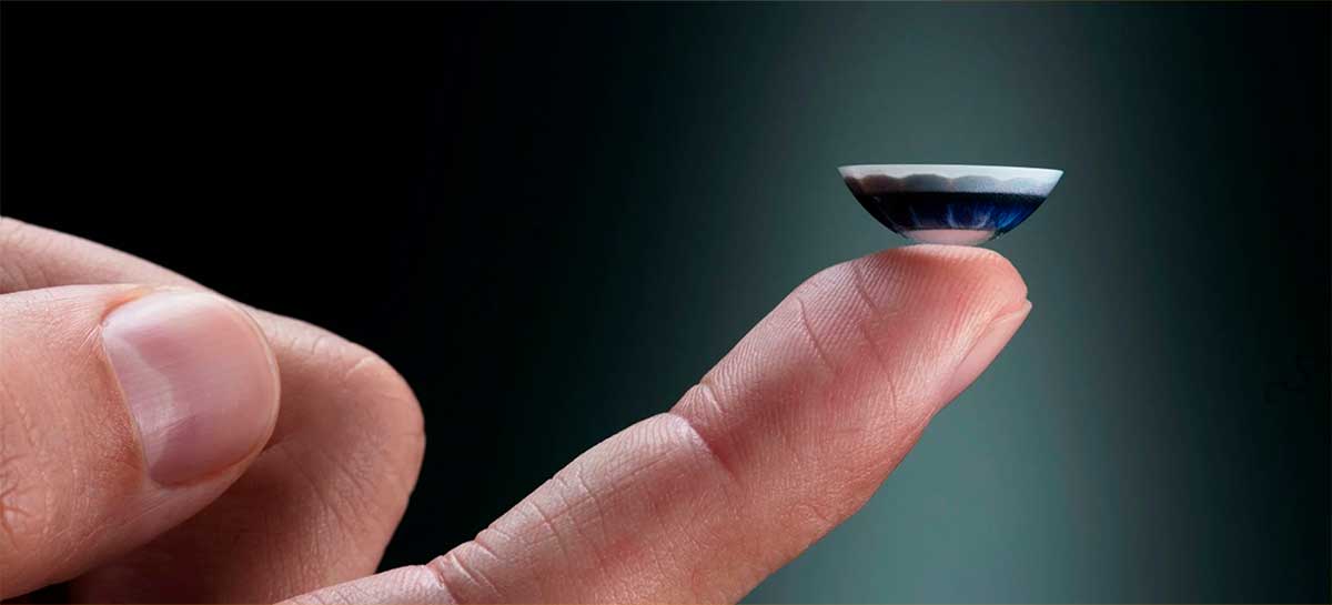 Startup apresenta lente de contato com display embutido para melhorar a visão