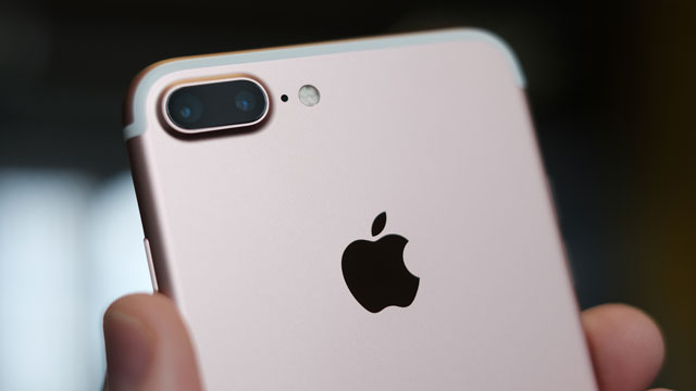 يجب أن يتم إطلاق iPhone 8 في 2018 بسبب مشاكل الإنتاج [Rumor] 1