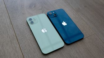 iPhone 12 مقابل iPhone 13