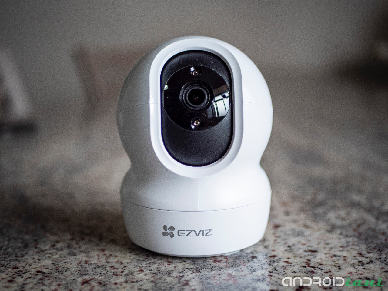 EZVIZ CP1: مراجعة الكاميرا الذكية للأمان