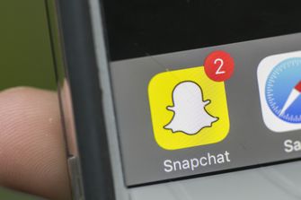 Apple شركة 2 أبريل 2021 ، اكتشف Snapchat خيارات لـ Appleتجاوز شفافية تتبع التطبيق 1