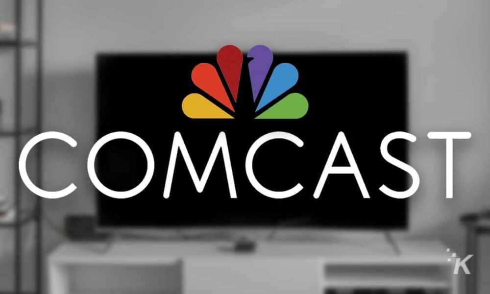 تعمل Comcast على جهاز تلفزيون ذكي وجهاز تحكم عن بعد صوتي قد يتم إصدارهما في أواخر هذا العام