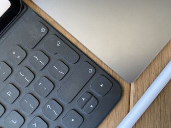 iPad Pro (2020) معاينة Magic Keyboard