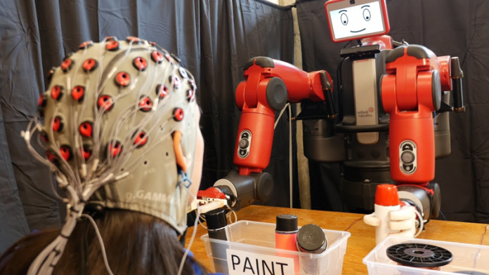 يمنح معهد ماساتشوستس للتكنولوجيا البشر القوة لعقل روبوتات التحكم