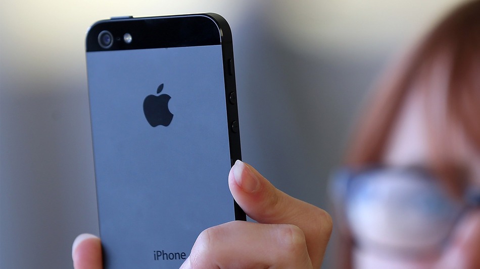 Apple لديها 800 موظف يعملون على كاميرا iPhone الجديدة 1