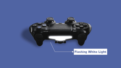 إصلاح وحدة تحكم PS4 وامض باللون الأبيض