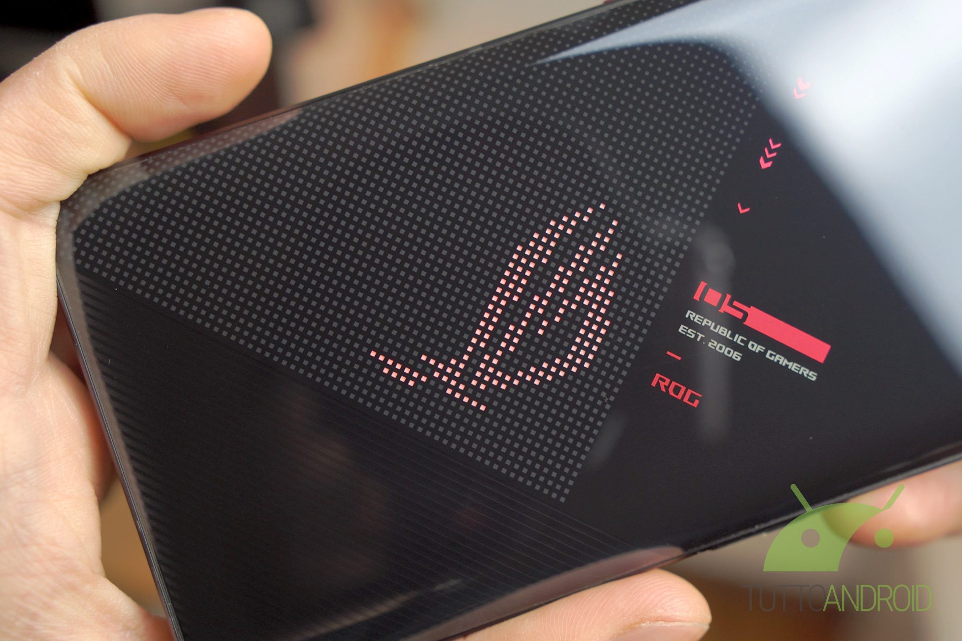 Snapdragon 8+ Gen 1 والمظهر الجديد كليًا: يصل ROG Phone 6 في 5 يوليو القادم 1