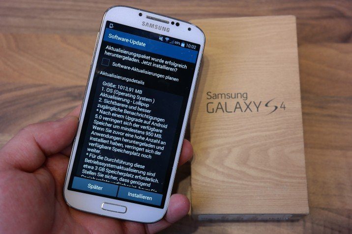 سامسونج الخالدة Galaxy يتميز S4 الآن بنظام Android 12 بفضل التعديل 1