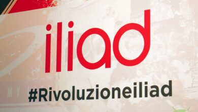 Iliad logo rivoluzione